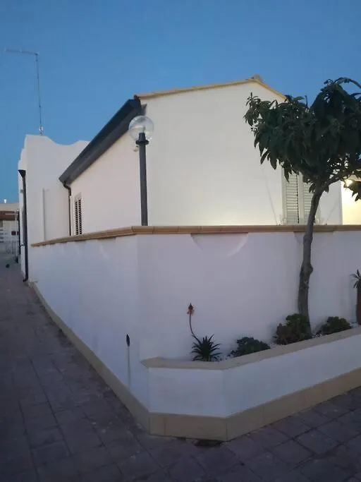 Villa Igma Сиракузы 0*,  Италия